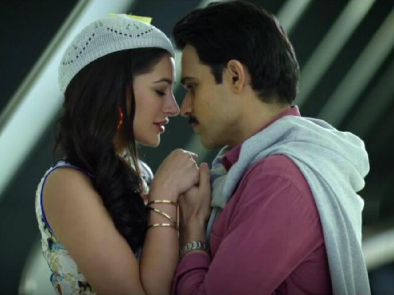 &lsquo;Bol Do Na Zara&rsquo; from &lsquo;Azhar&rsquo; is a heartfelt romantic song sung by Armaan Malik